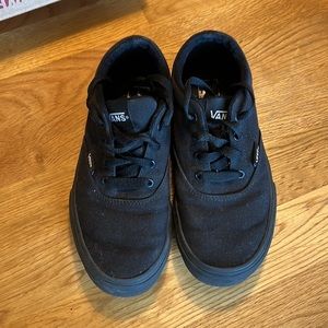 Black canvas Vans